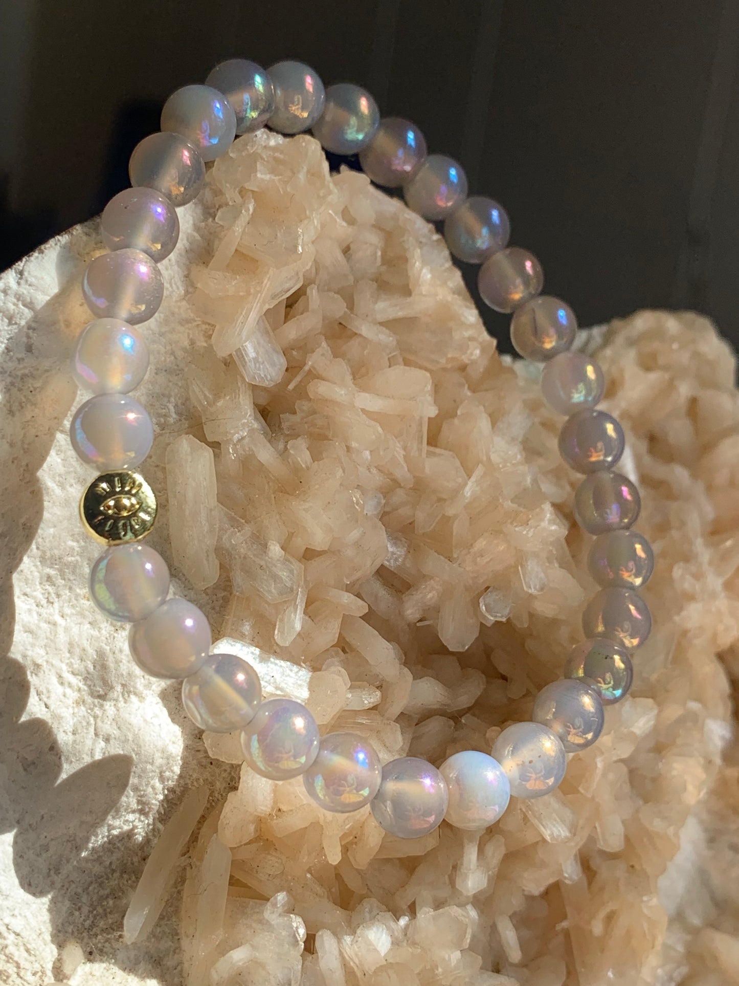 Gray Agate Eye Bracelet
